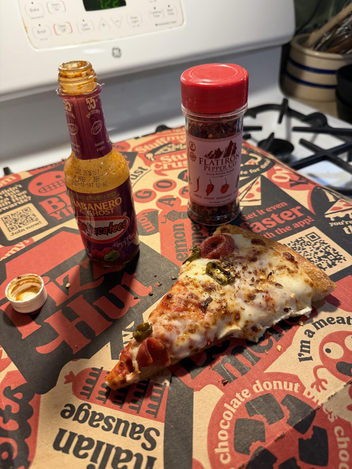 Idk what lit me up most the pizza, sauce or flatiron flakes 😂