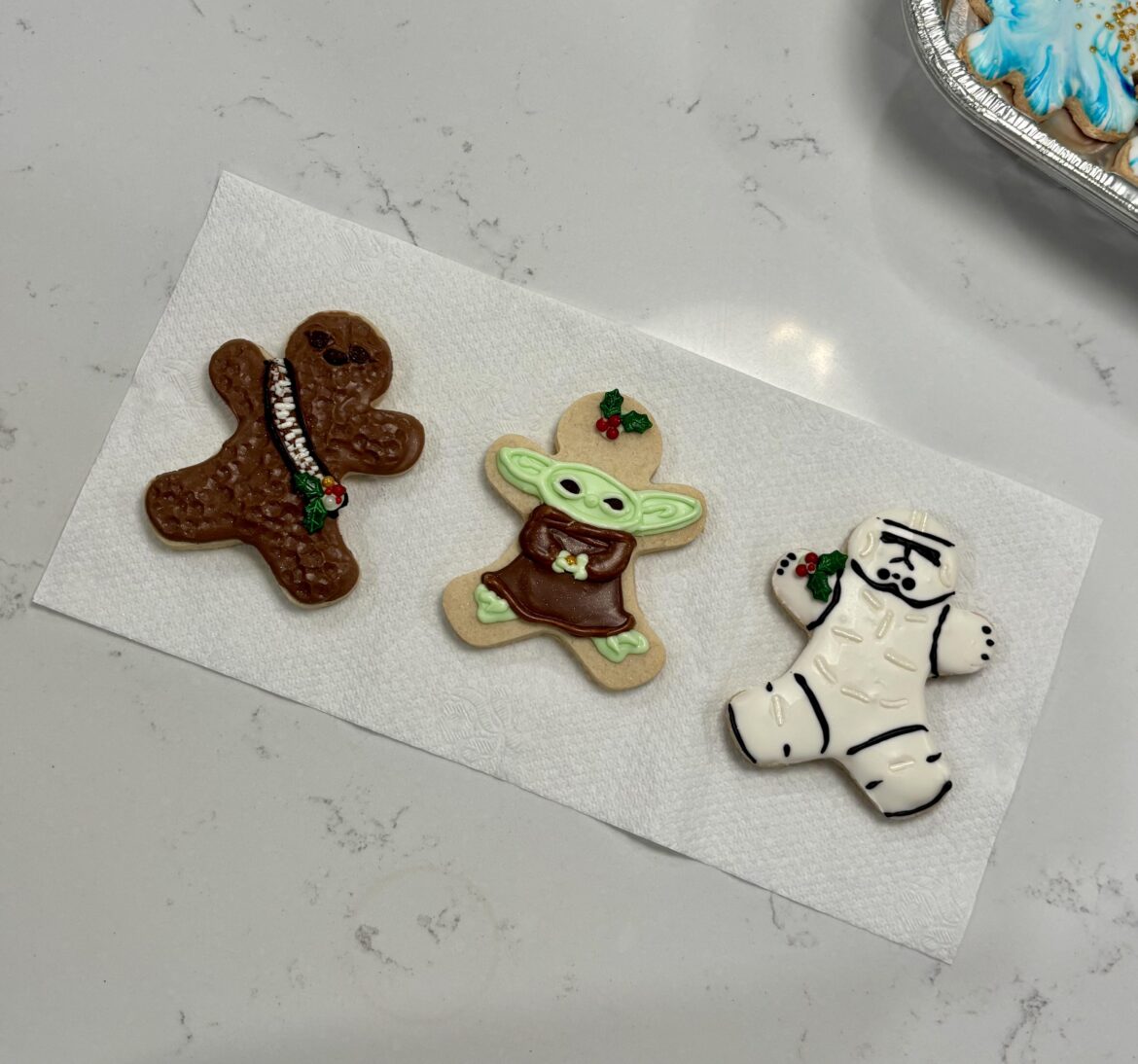 trying to seduce a man via cookie wish me luck ✌️