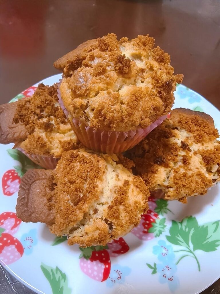 Chocolate Chip Muffins White Chocolate Muffins Oreo Muffins Lotus Biscoff Muffins 🧁Phew! I'm tired now! 😂♥️🤤