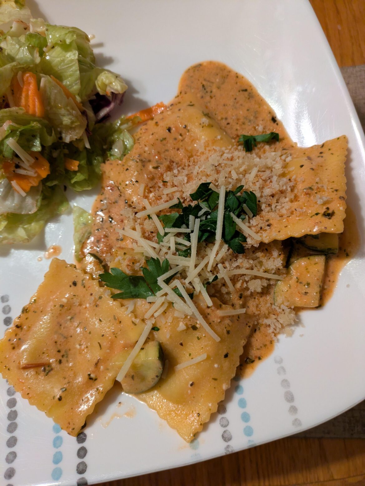 Tomato ricotta ravioli