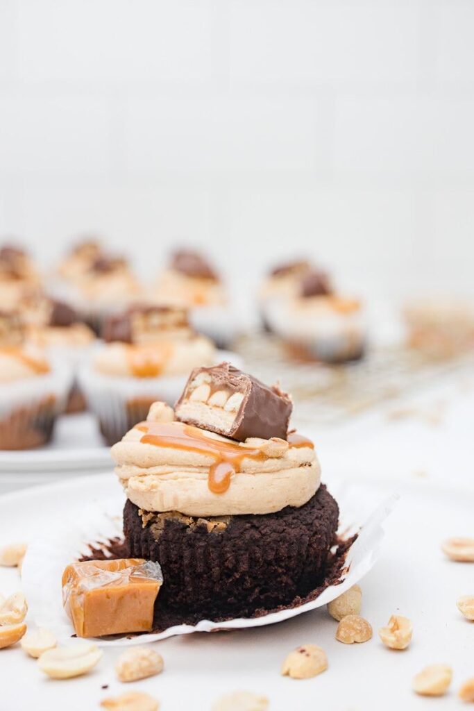Snickers Cupcakes (OC)