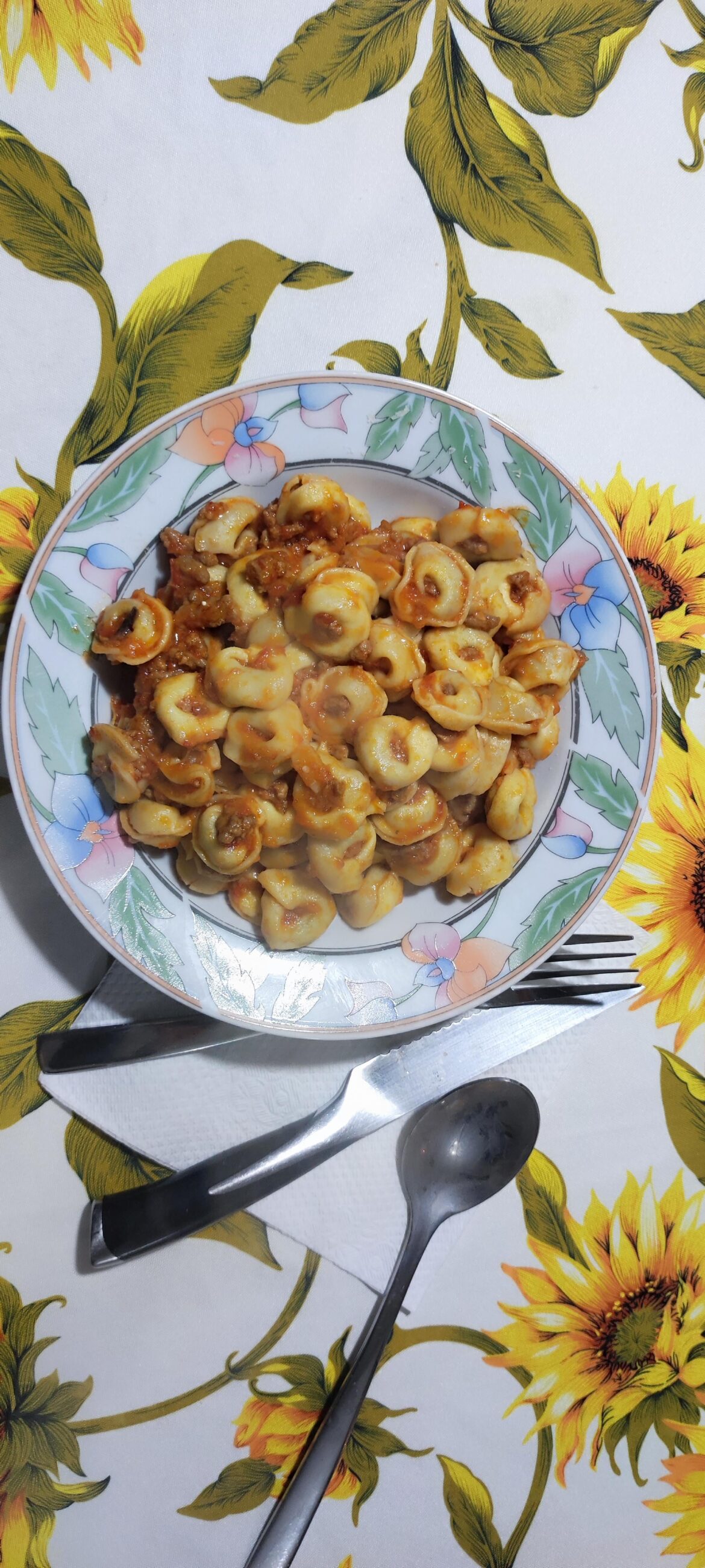 Tortellini Al Ragù