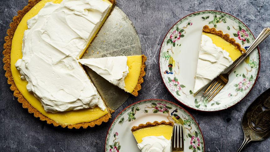 Key lime pie with whipped cream