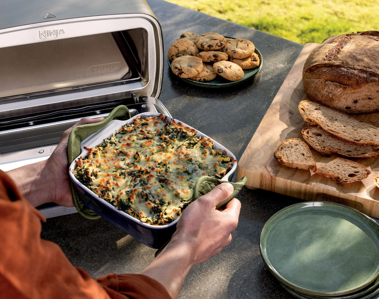 Ninja Artisan Outdoor Pizza Oven