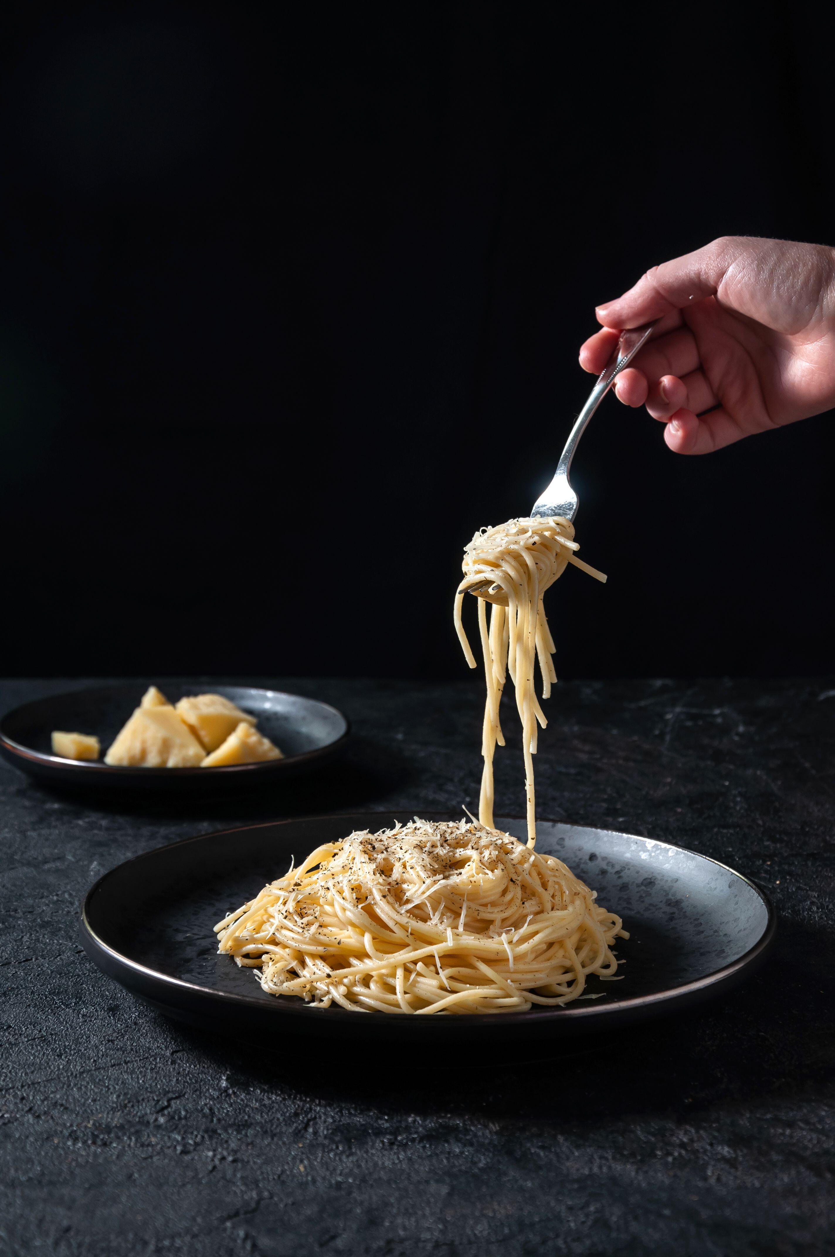Cacio e pepe can often turn out lumpy