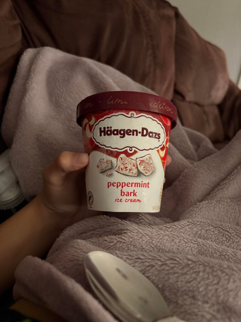 Häagen-Dazs peppermint bark ice cream