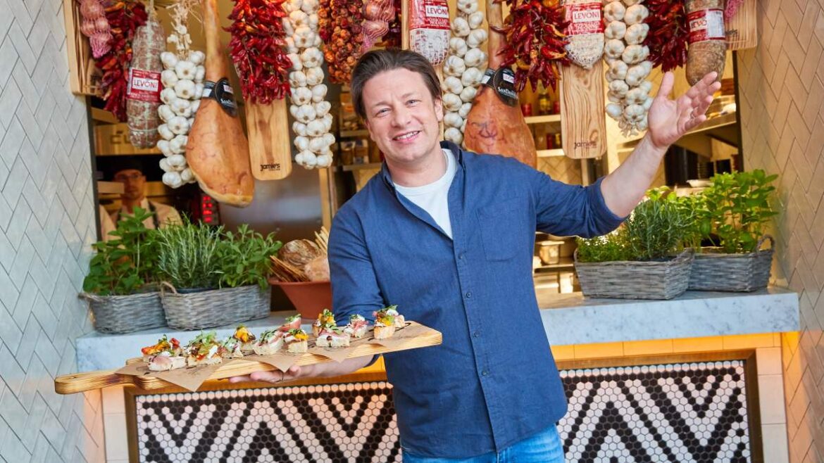 Jamie Oliver to relaunch his Italian restaurant chain Jamie Oliver to relaunch his Italian restaurant chain