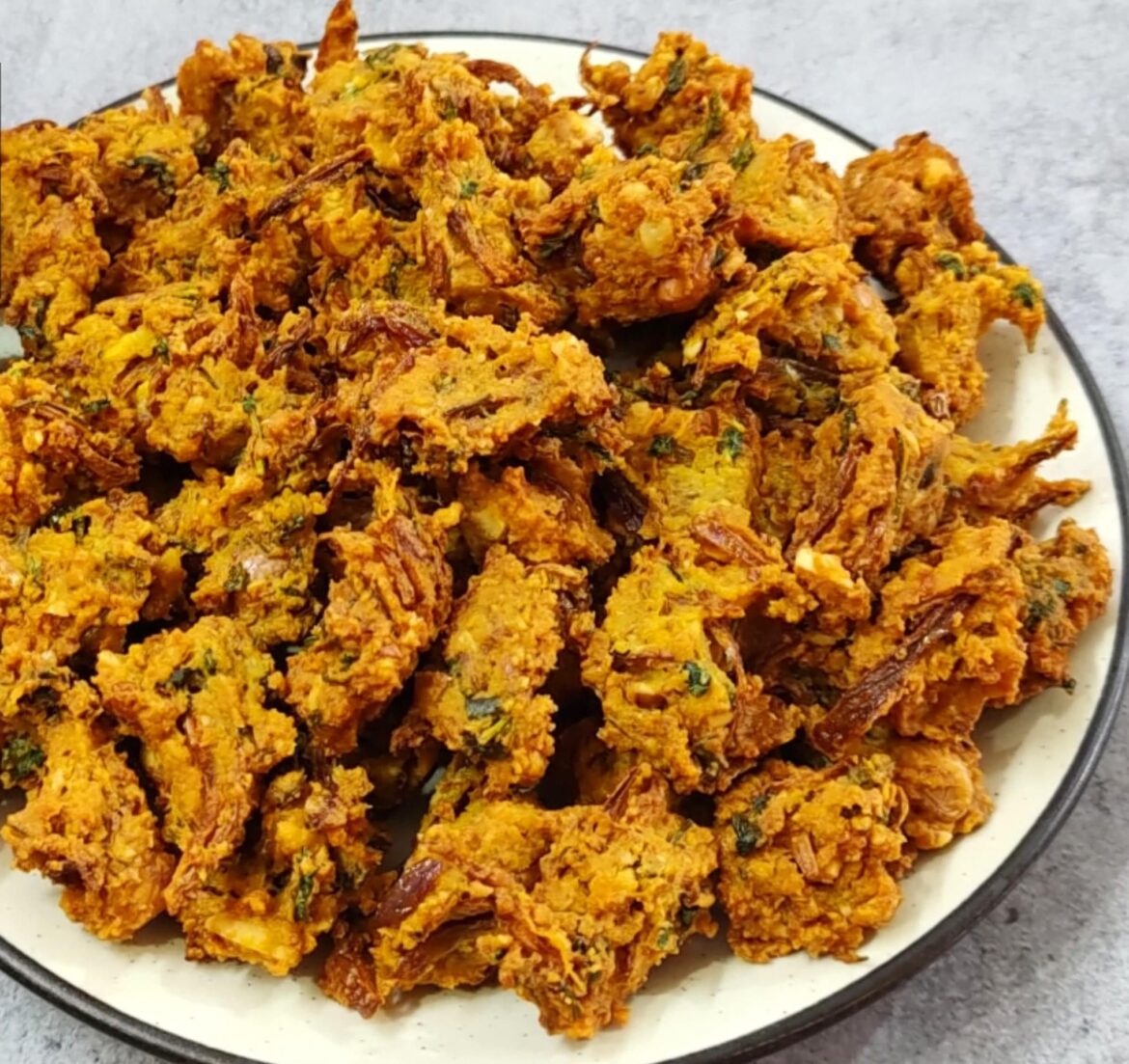 Moongfali ki pakodi