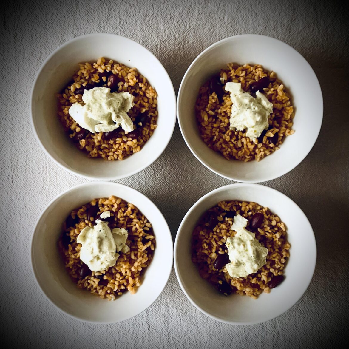 2551: cod & kidney beans in pesto sauce with bulgur