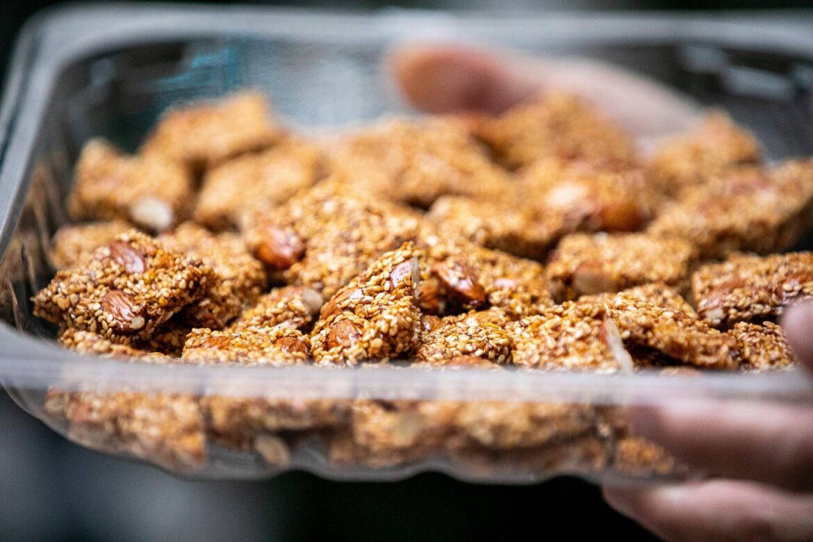 Give season an Italian twist with honey-based sweets – Winnipeg Free Press