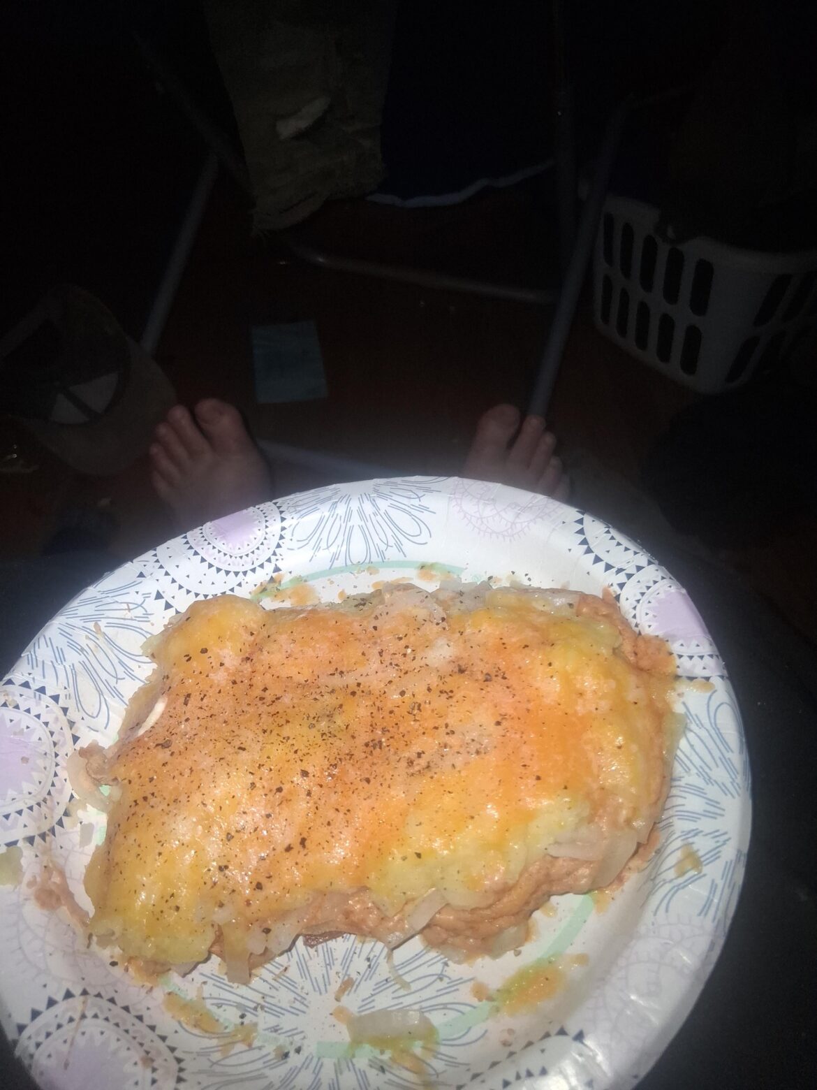 Merry fuckin Christmas. Sourdough guy presents garlic Sourdough, kewpie mayo, bean dip, stuffing, ham, mashed taters, Hella raw onion, Hella cilby jack. Im drunk..hope u r 2.