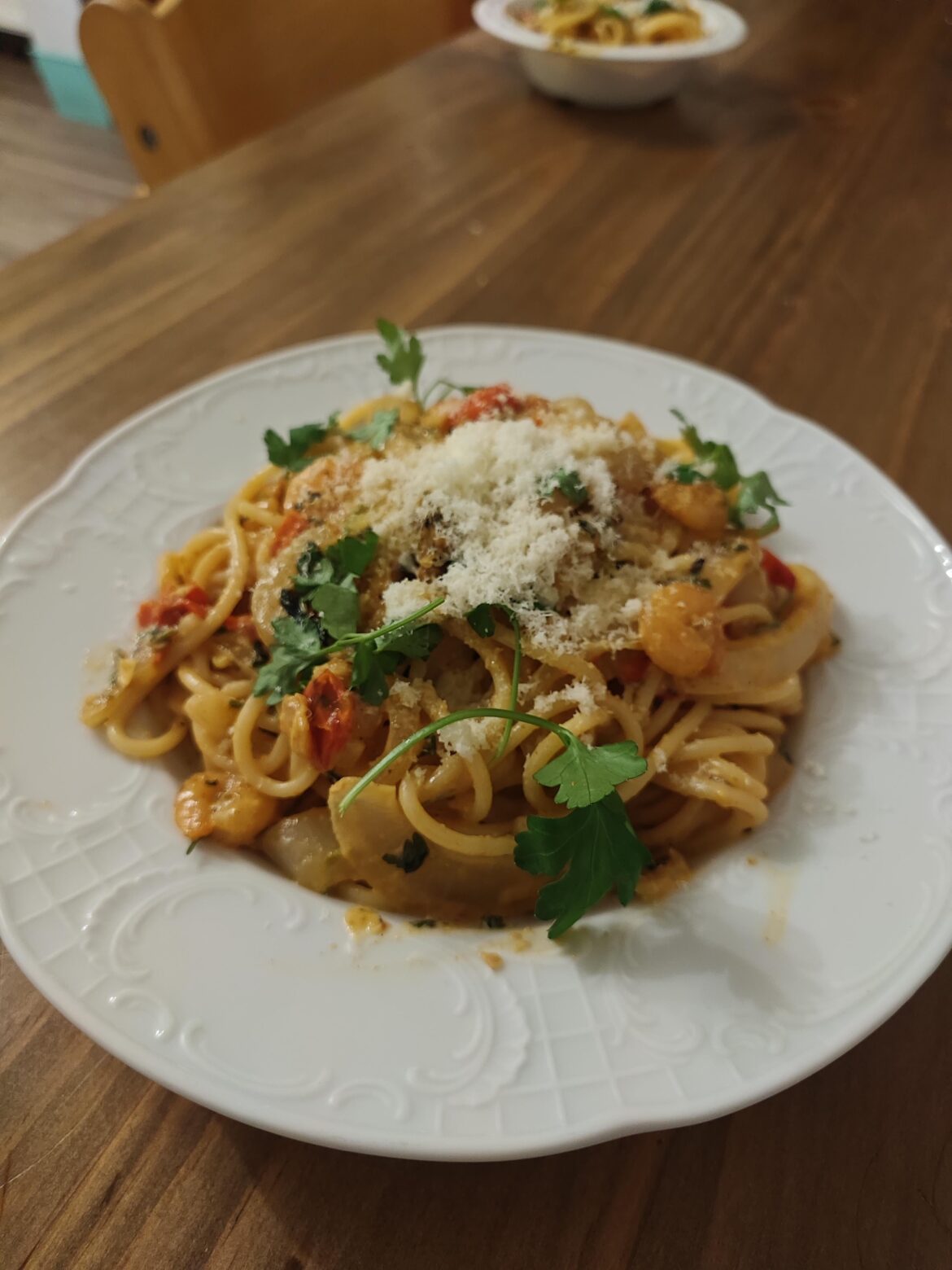 Creamy shrimp tomato pasta