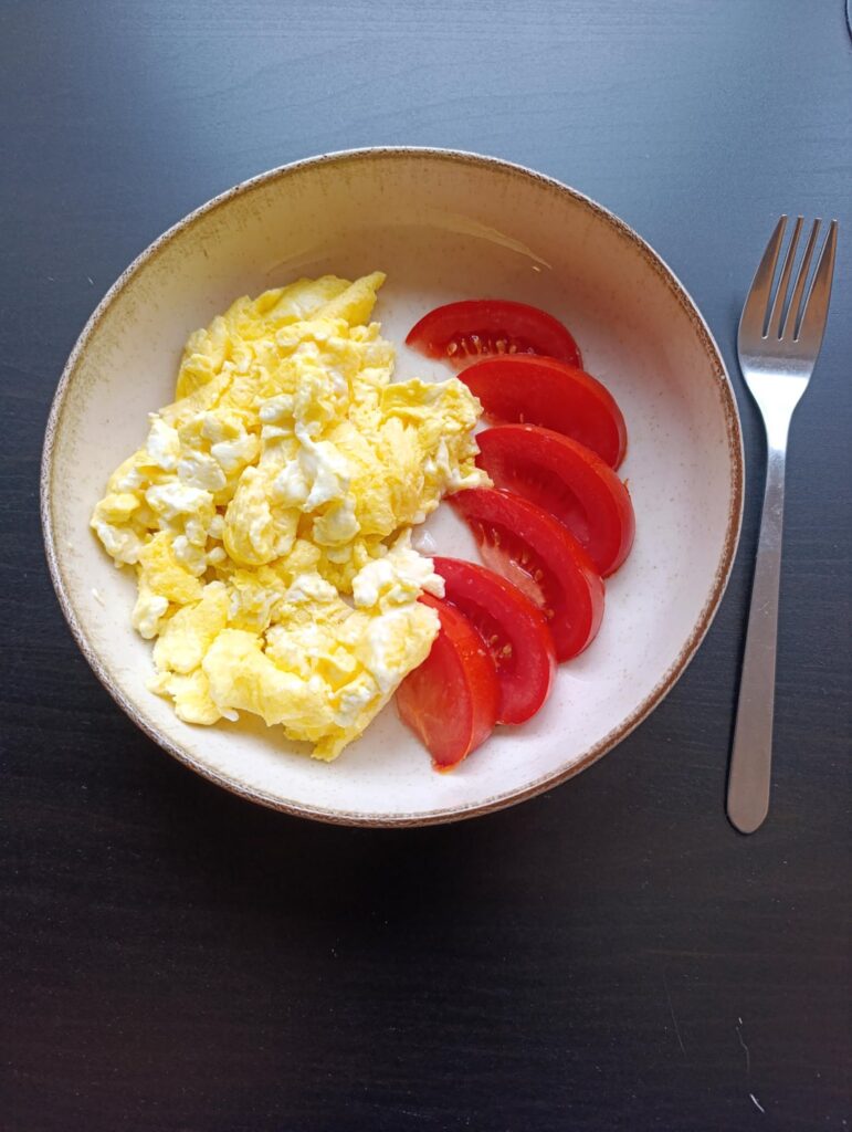 Full day of eating (1262 kcal)