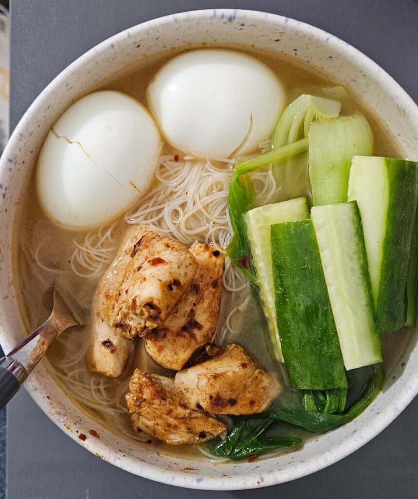 just wanted to share my 518 calorie ramen bowl with 50g of protein
