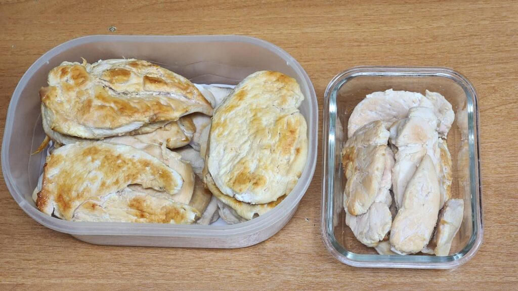 Just meal prepped chicken for the week. Guess how much raw chicken breasts were in here (2 containers).