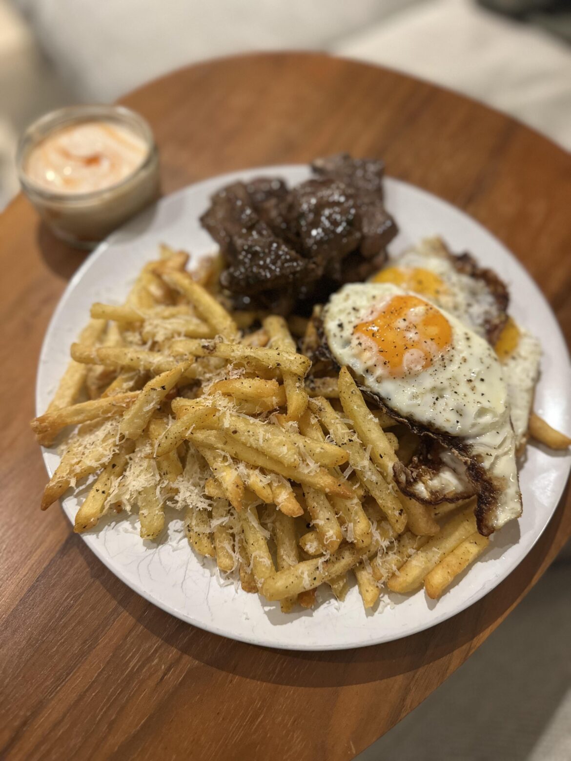 [Homemade] Steak, eggs and chips