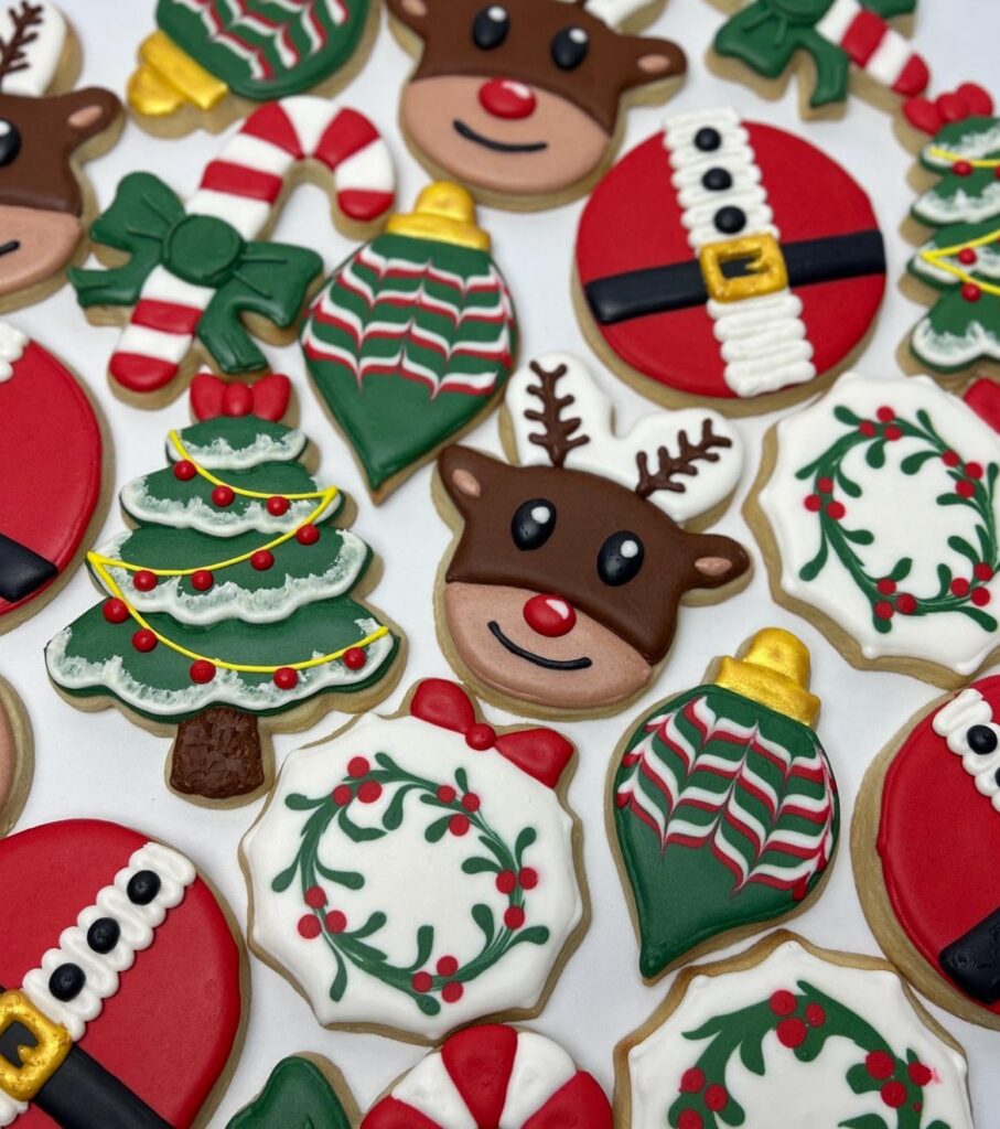 Took a 4 year break from baking, and I’m pretty proud of my return to Christmas cookies! Took a 4 year break from baking, and I’m pretty proud of my return to Christmas cookies!