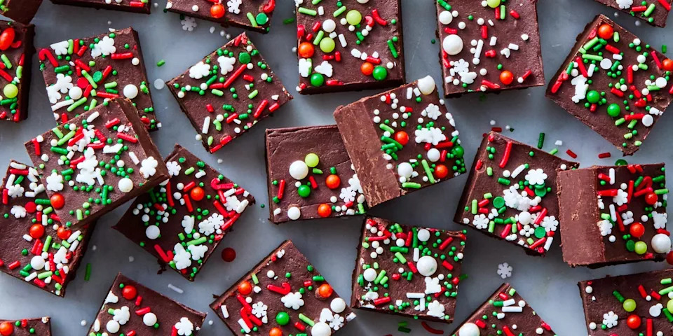 chocolate fudge topped with christmas sprinkles