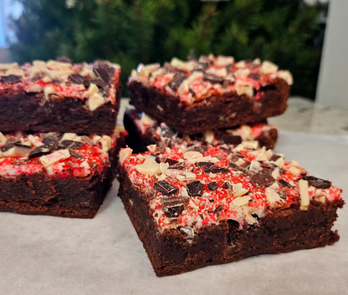 Peppermint bark brownies I made for the holidays 🎄