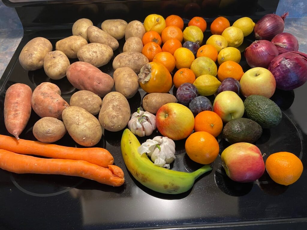 Flashfood $5 produce bag and what I made for dinner with it. Flashfood $5 produce bag and what I made for dinner with it.