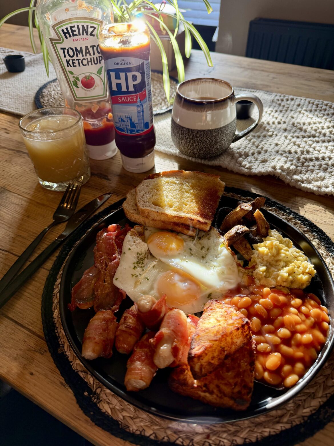 What’s everyone sayin’ then?! 🎄