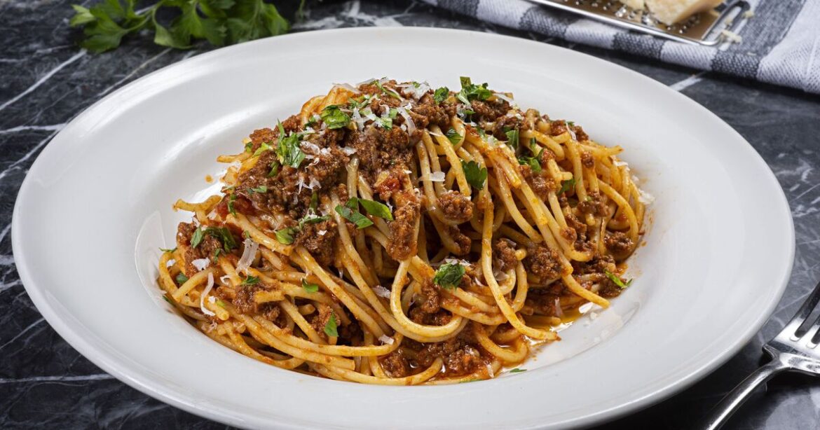How to make a ‘delicious’ midweek spaghetti bolognese How to make a 'delicious' midweek spaghetti bolognese