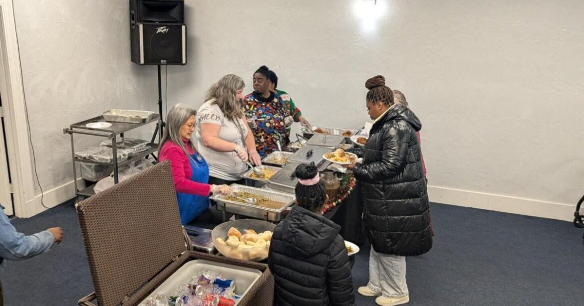 Milford groups serve more than 250 meals at Christmas dinner for the homeless | News