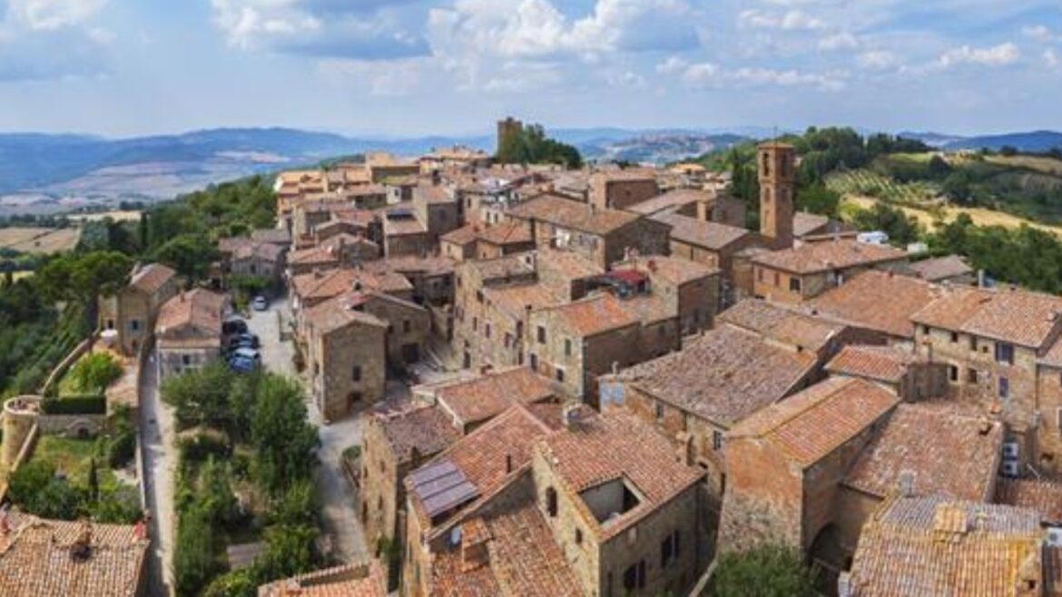 Italian town Radicondoli replete with wine, cheese and vacant villas offers newcomers $45,000 to move there - on one condition