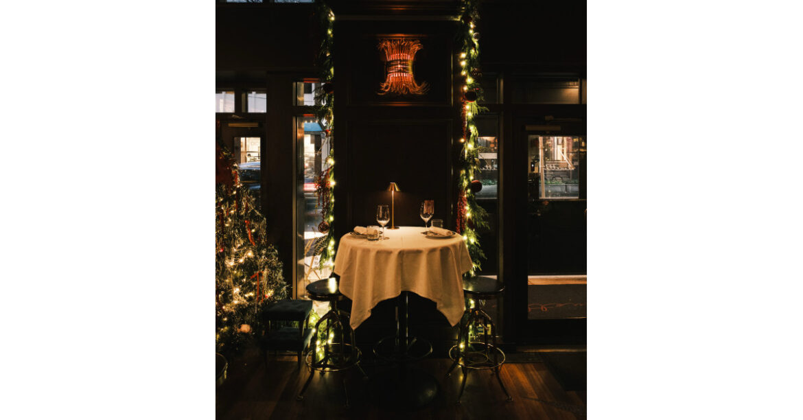 Alouette Bistro Introduces Festive Christmas Offerings and a Paris-Style Holiday Happy Hour in Downtown Vancouver