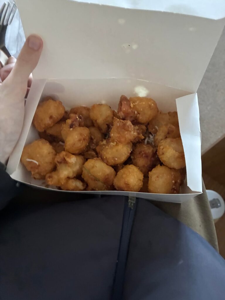 Cals in these? Deep fried scallops with the roe, before and after weight shown (featuring vegetable spring roll and rice lol)