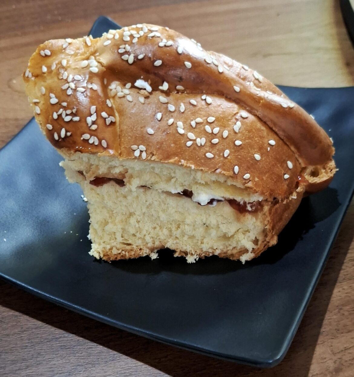 Pancito de muerto relleno de nata!