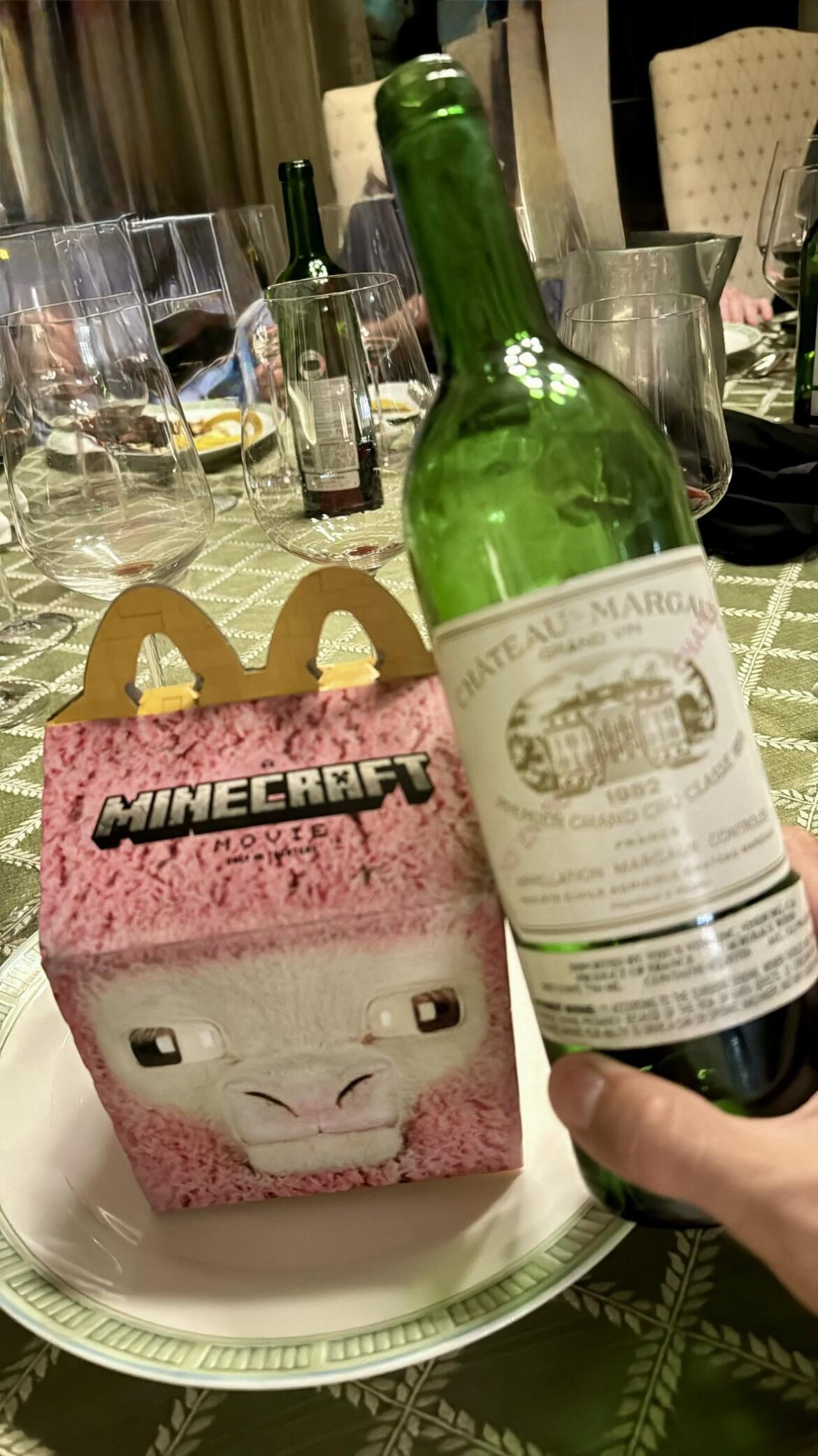 Burgs and… bords? Burgs and... bords?