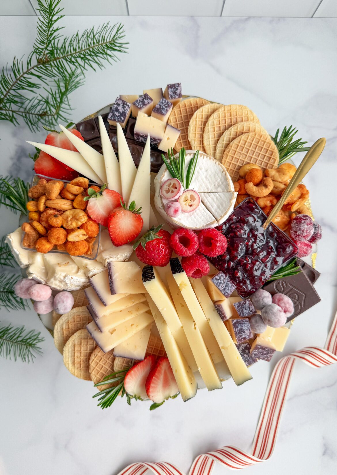 Holiday Board with sugared cranberries! 💚❤️🧀