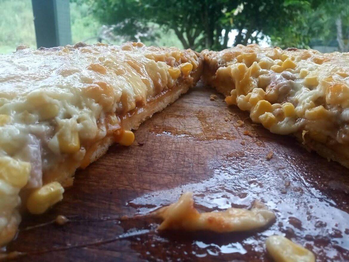 Canned corn on frozen pizza is the bomb