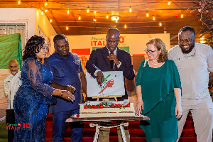 Haruna Iddrisu, Dr Amokohene (2nd L) with Ambassador Ranalli at the event