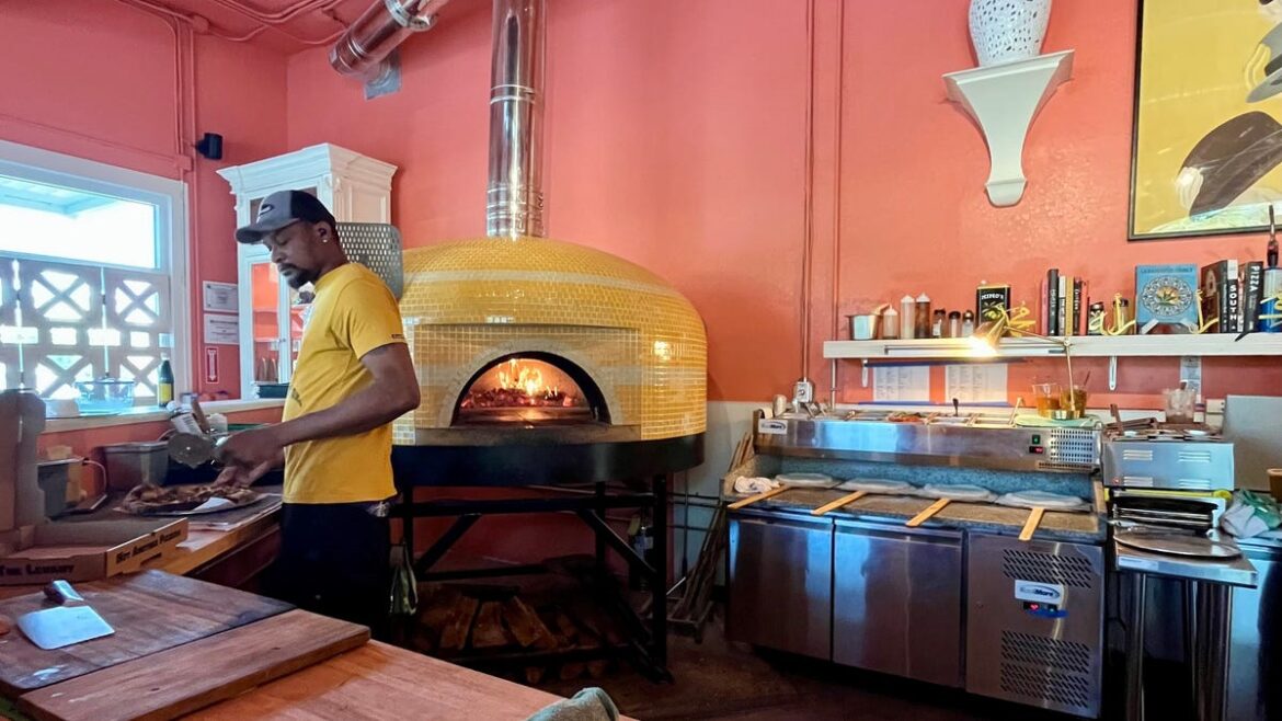 Canary Club opens in Bonita Springs with pizza, shareables, cocktails