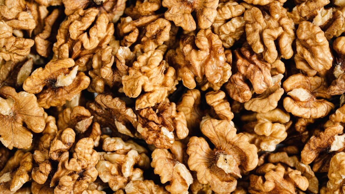 Are walnuts good for you? That depends, dietitians say. Are walnuts good for you? That depends, dietitians say.