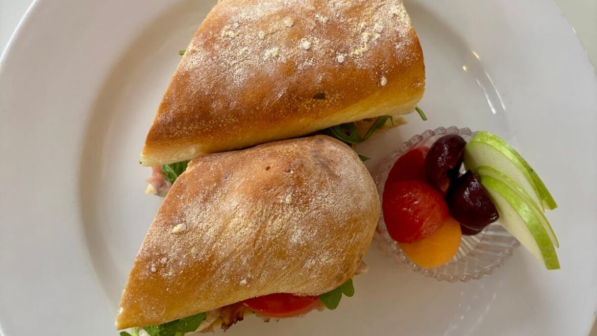 La Pâtisserie Française French bakery on Bardstown Road in Louisville La Pâtisserie Française French bakery on Bardstown Road in Louisville