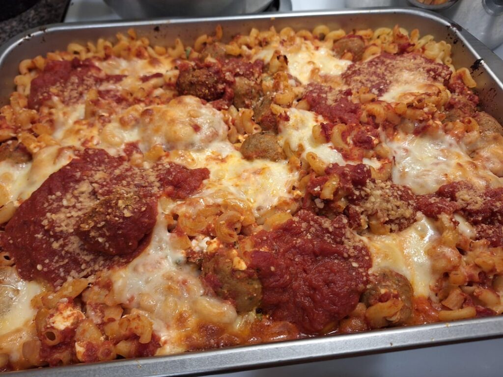 Starting to snow here. Who's cooking and what are you making?