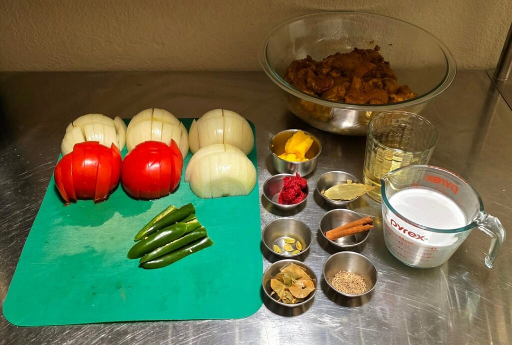 Lunches for this next week set: Chicken Madras.