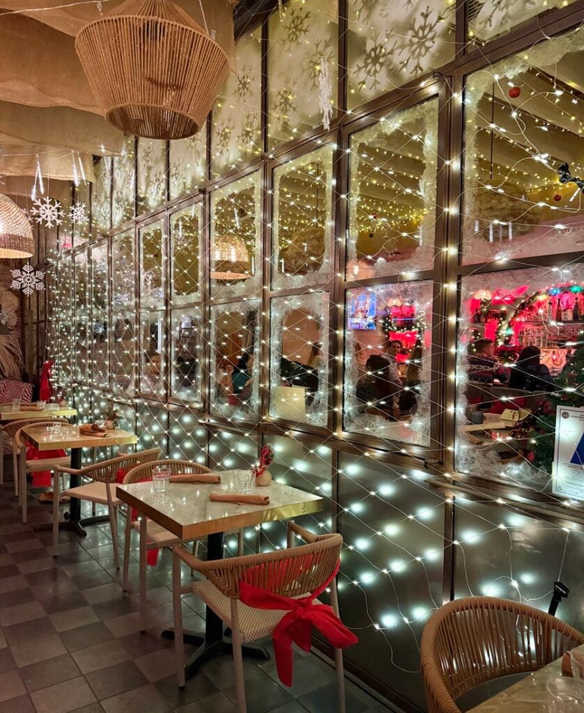 Brisa Santa's Cabana