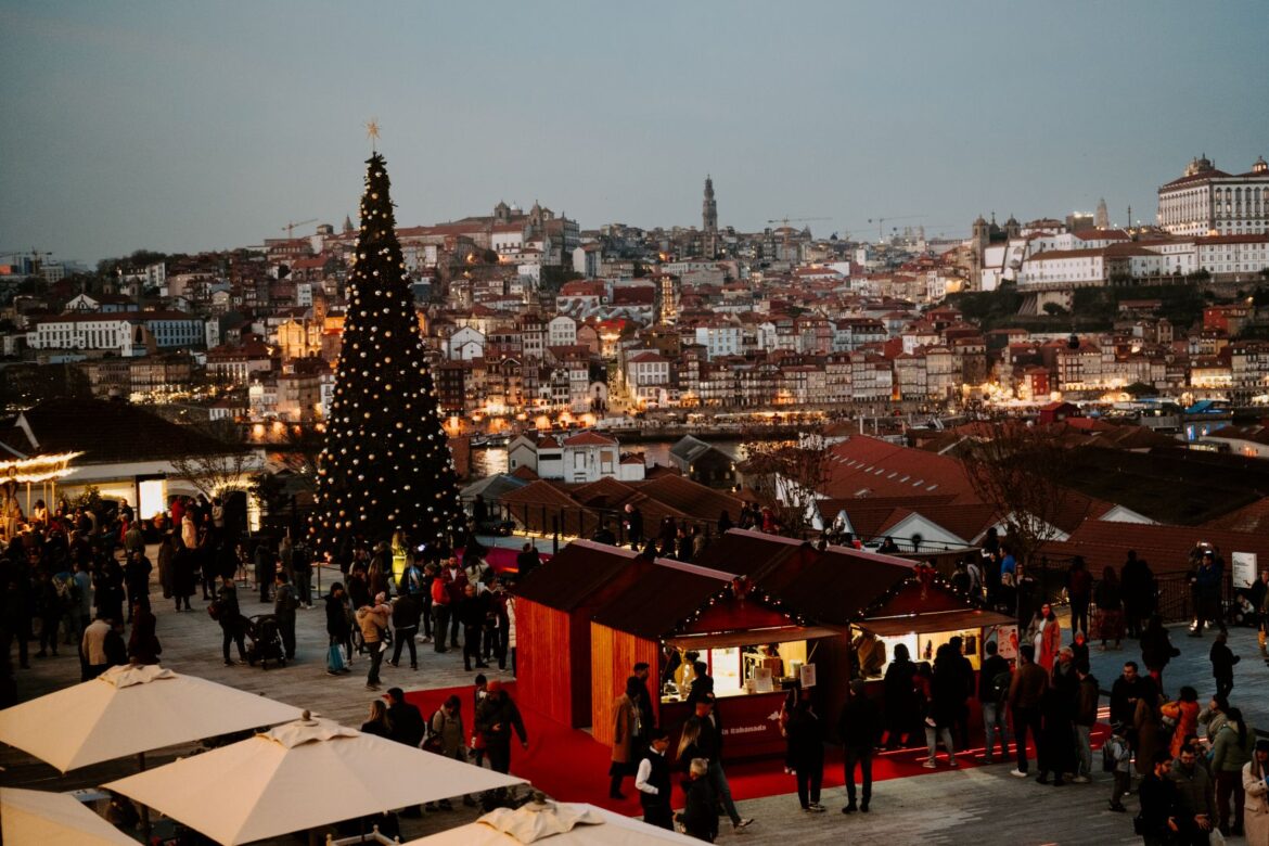 A holly, hotel Christmas – The Portugal News A holly, hotel Christmas - The Portugal News