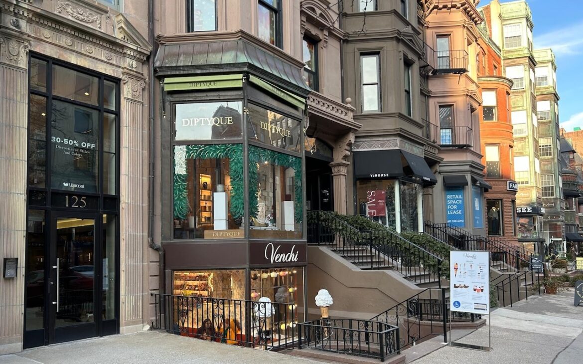 Venchi brings famous Italian chocolates, gelato to Boston's Newbury Street