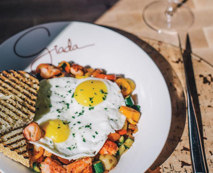 Giada’s Italian cuisine pops with bright flavors in Las Vegas –
Las Vegas Magazine Giada’s Italian cuisine pops with bright flavors in Las Vegas -
Las Vegas Magazine