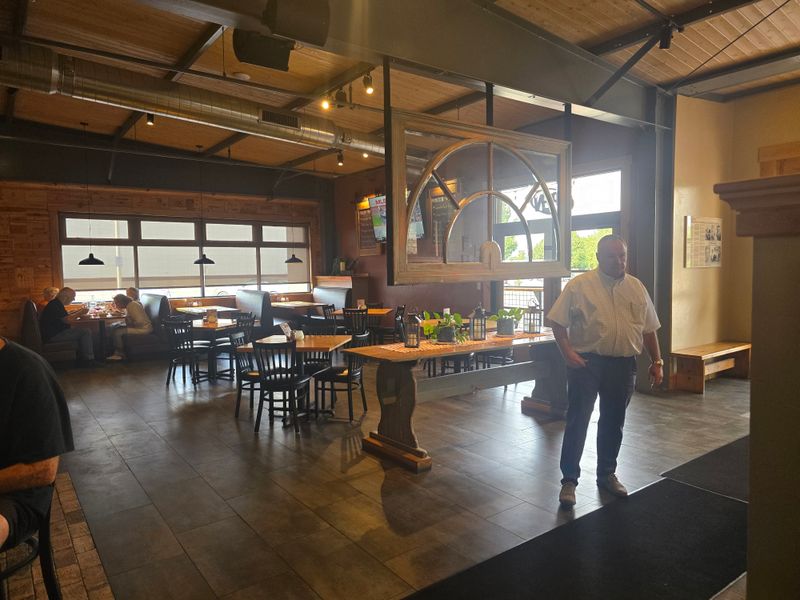 13 Tennessee Mom-And-Pop Italian Cafés Serving Plates That Feel Like Sunday At Nonna’s 12 Gondolier Italian Restaurant