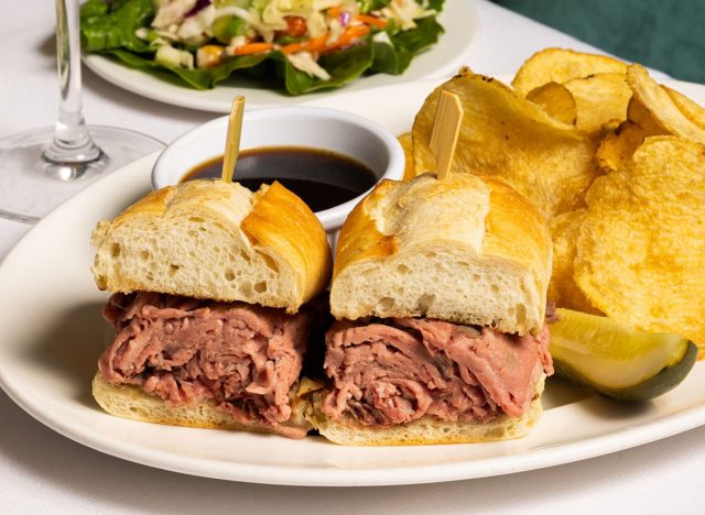 Lawry's Carvery Beef Dip