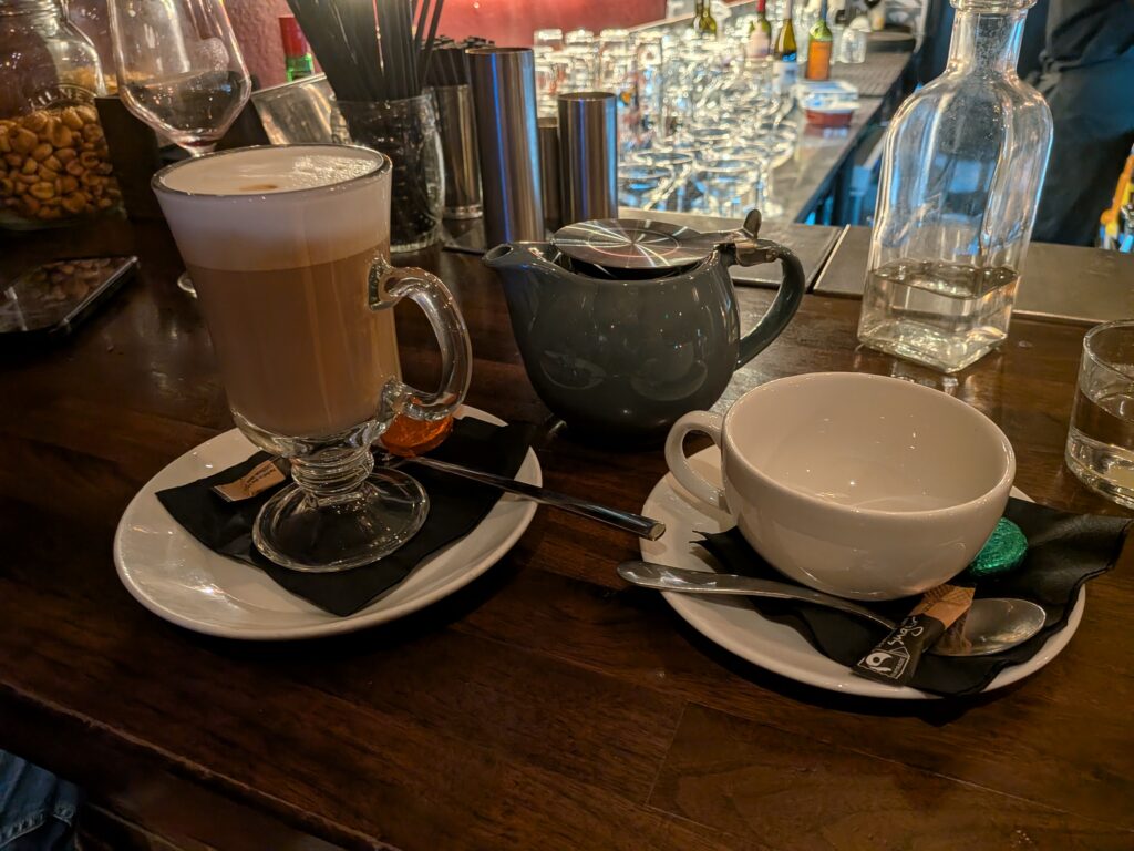 Bar Azita in Harpenden