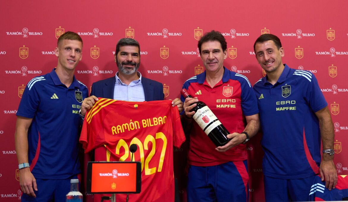 Ramón Bilbao becomes official partner of Spain’s national football teams Ramón Bilbao becomes official partner of Spain's national football teams
