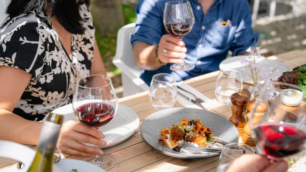 Experience The Taste Of Central Otago With RUA’s Signature Wine Collection Experience The Taste Of Central Otago With RUA’s Signature Wine Collection