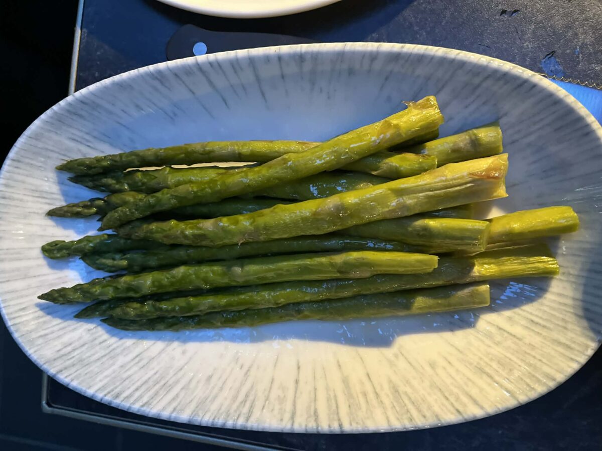Sautéed asparagus